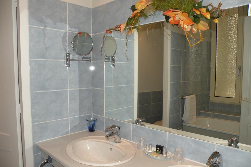 Chambre D'Hotes De L'Abricotier Saint-Macaire Стая снимка